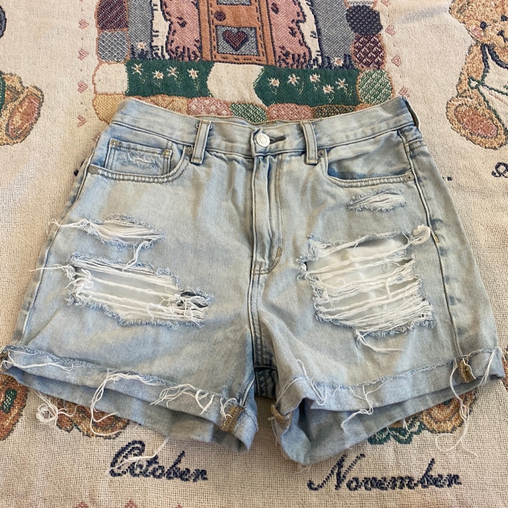 American Eagle Jean 90s High-Waisted Shorts